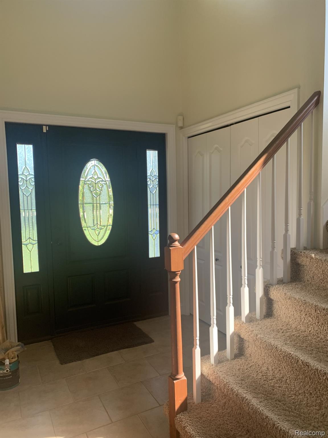 3068 West Cook Road Grand Blanc, MI 48439 - Photo 11 of 31 Foyer entry with tile flooring
