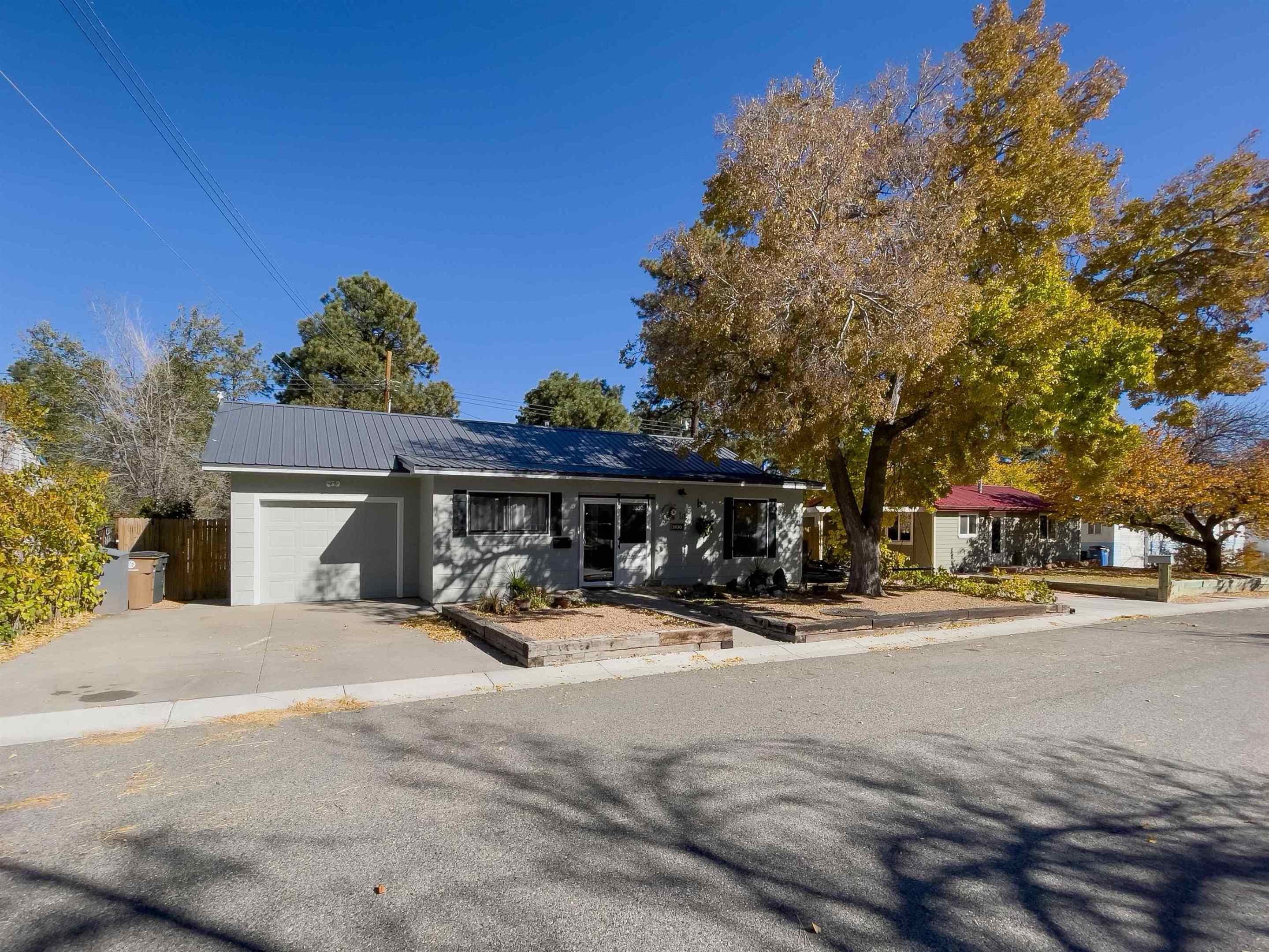 3830 Ridgeway Drive Los Alamos, NM 87544 - Photo 1 of 1