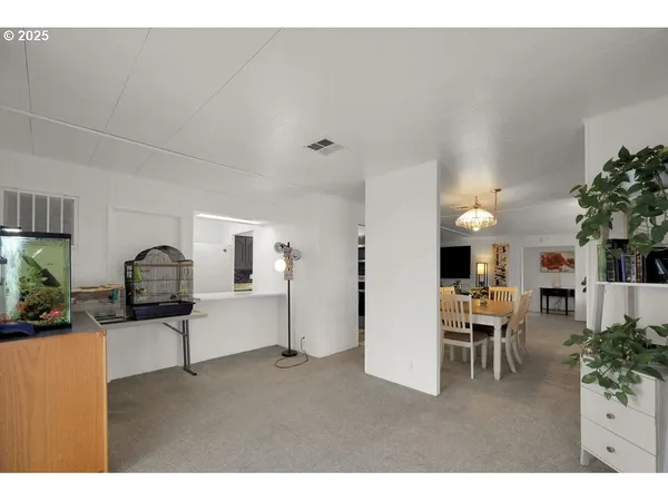 $79,900 | 1800 Lakewood Court, Unit 36, Eugene, OR 97402