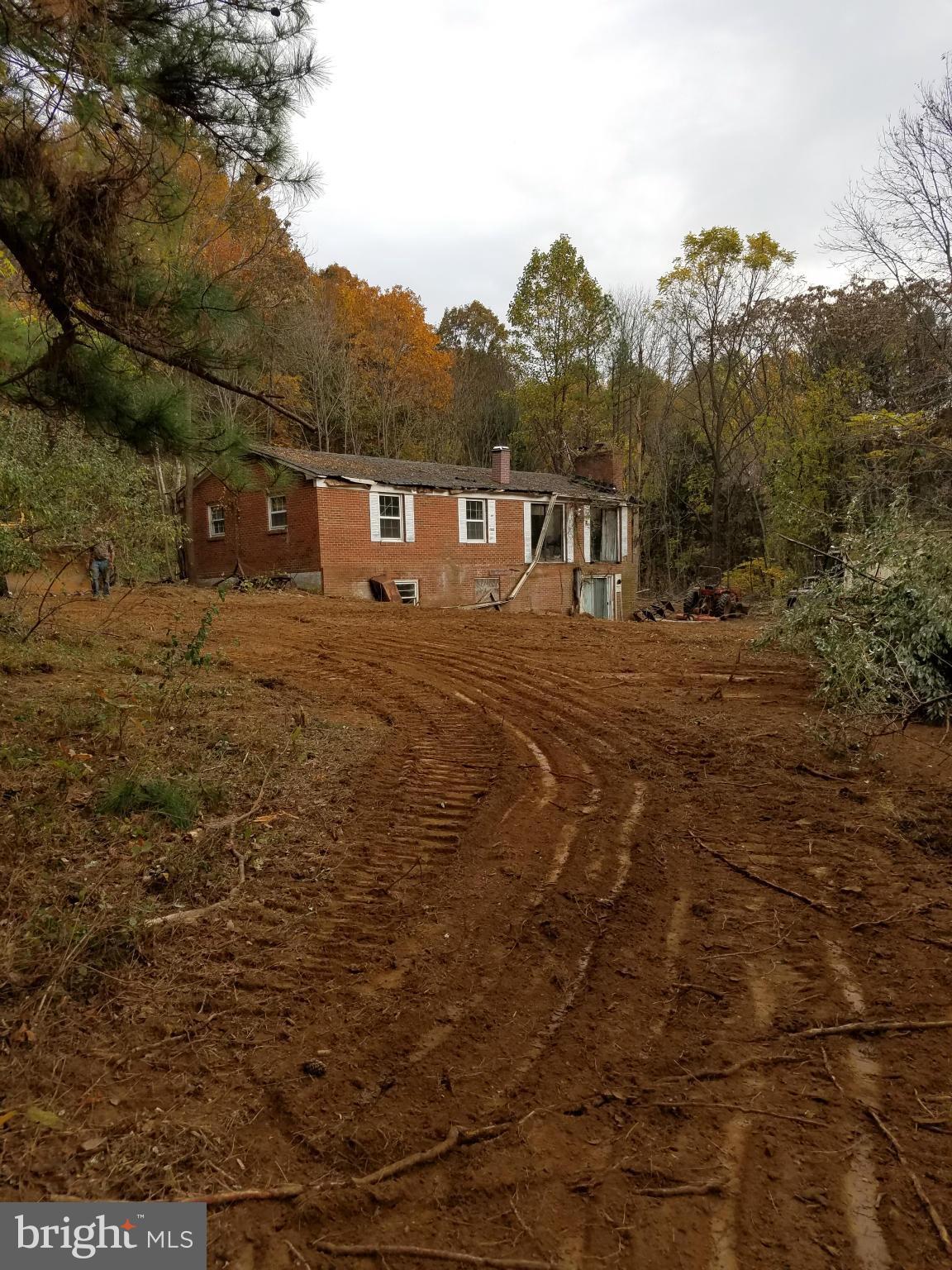 10786 Ramey Road Marshall, VA 20115 - Photo 1 of 11 Exterior (General)