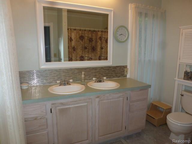 320 Summit Howell, MI 48843 - Photo 25 of 28