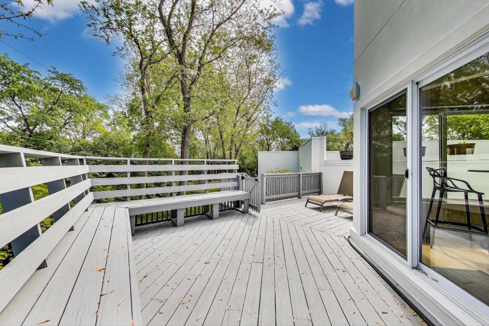 870 Woodbine Road Highland Park, IL 60035 - Photo 38 of 51