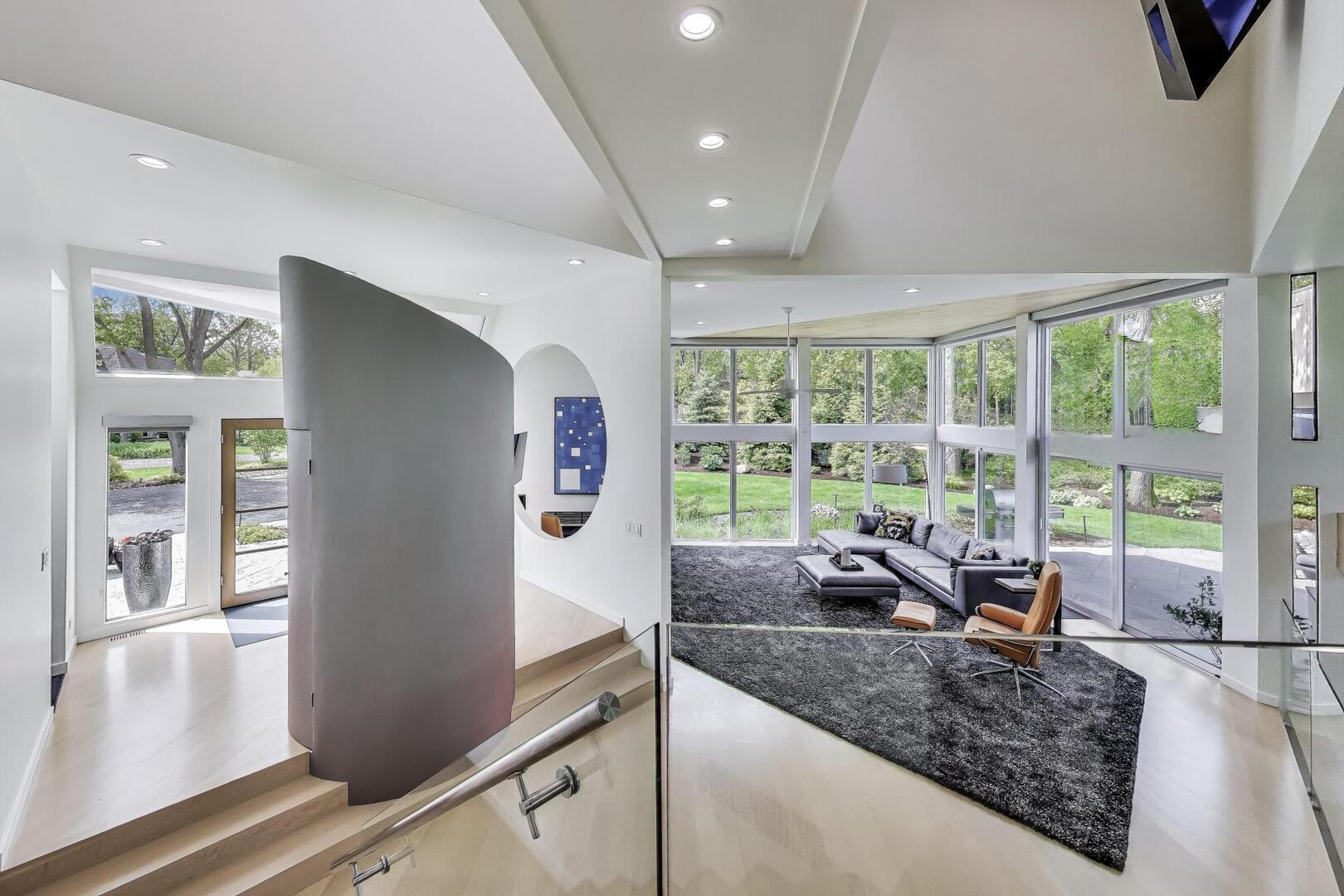 870 Woodbine Road Highland Park, IL 60035 - Photo 8 of 51