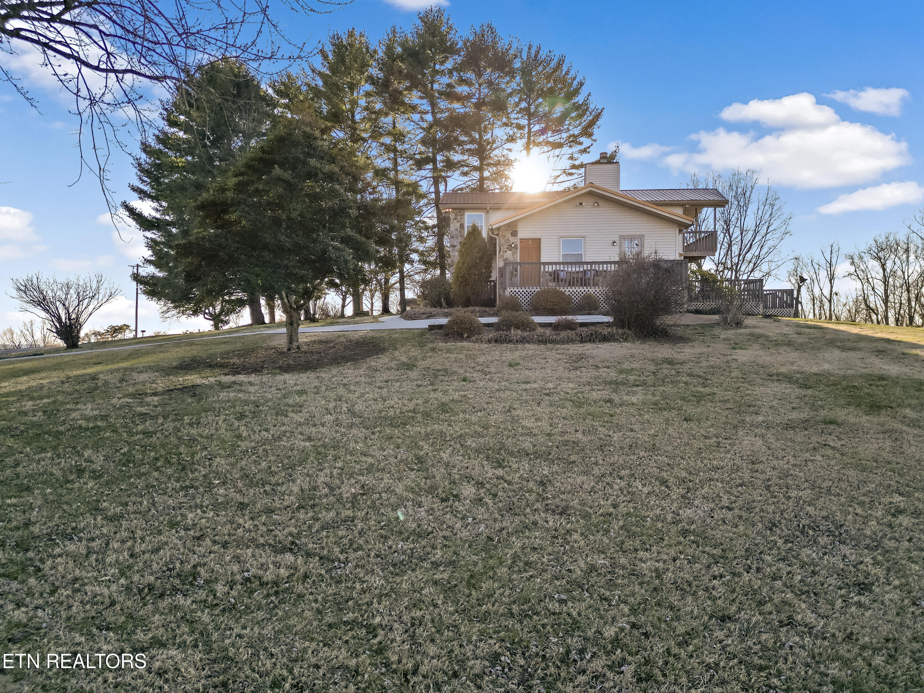 740 Fox Hunter Road Maynardville, TN 37807 - Photo 54 of 60 Side entrance to kitchen area