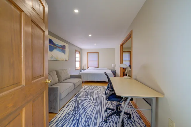 $1,600,000 | 17 Blueberry Point Road, Raymond, ME 04071