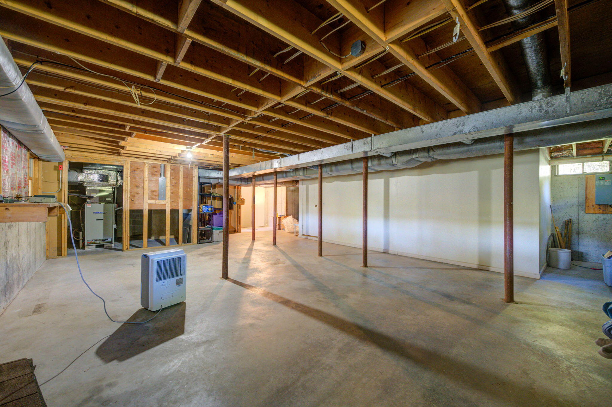 17 Blueberry Point Road Raymond, ME 04071 - Photo 44 of 61 33-web-or-mls-pic-33