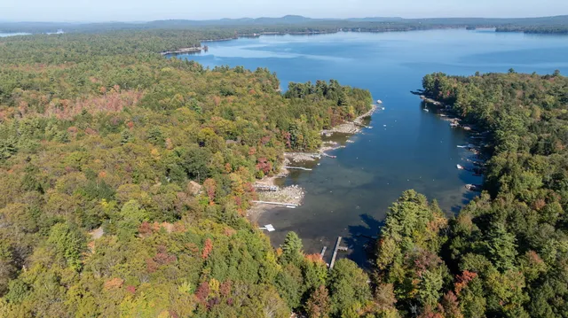 $1,600,000 | 17 Blueberry Point Road, Raymond, ME 04071