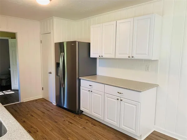 $1,600 | 1800 West College Street, Sherman, TX 75092