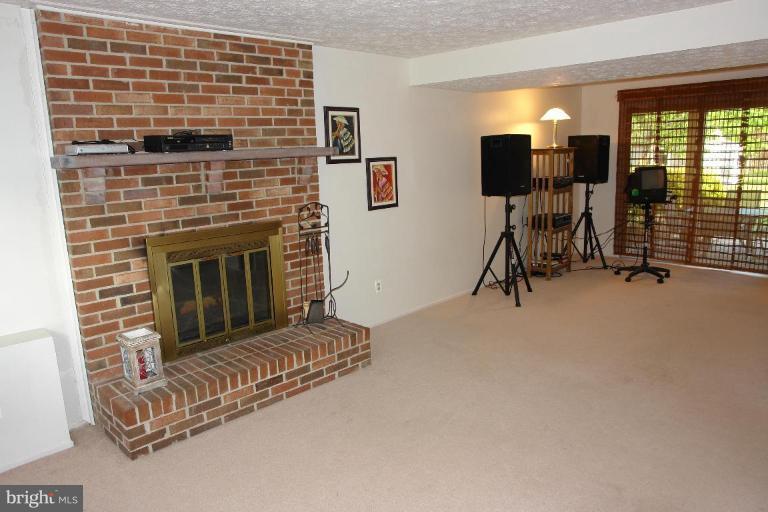 8173 Silo Road Severn, MD 21144 - Photo 12 of 22 Family Room