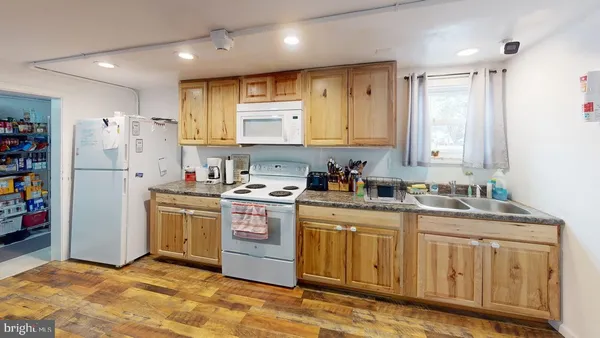 $185,000 | 351 Elk Place, Romney, WV 26757