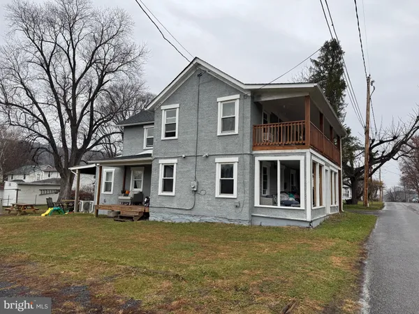 $185,000 | 351 Elk Place, Romney, WV 26757