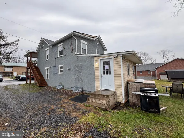 $185,000 | 351 Elk Place, Romney, WV 26757