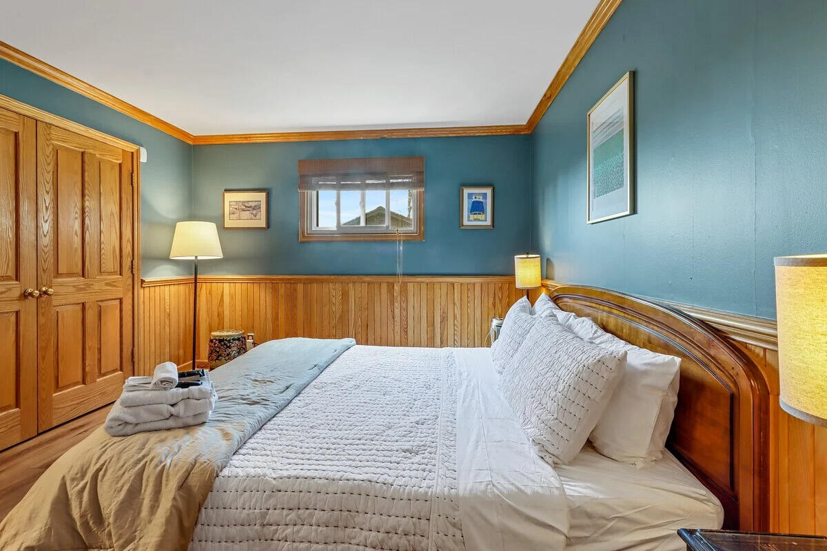 222 Ridge Road Lake Geneva, WI 53147 - Photo 2 of 10 8