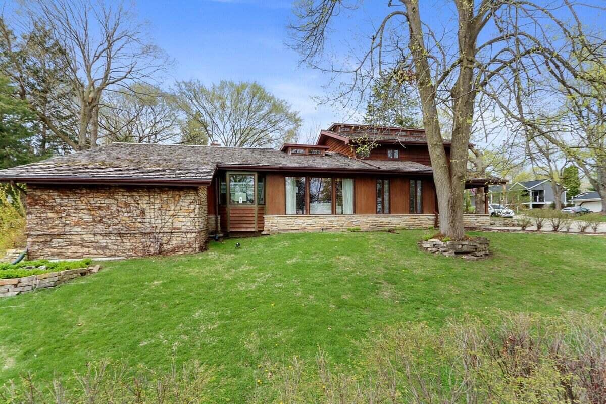 222 Ridge Road Lake Geneva, WI 53147 - Photo 10 of 10 12