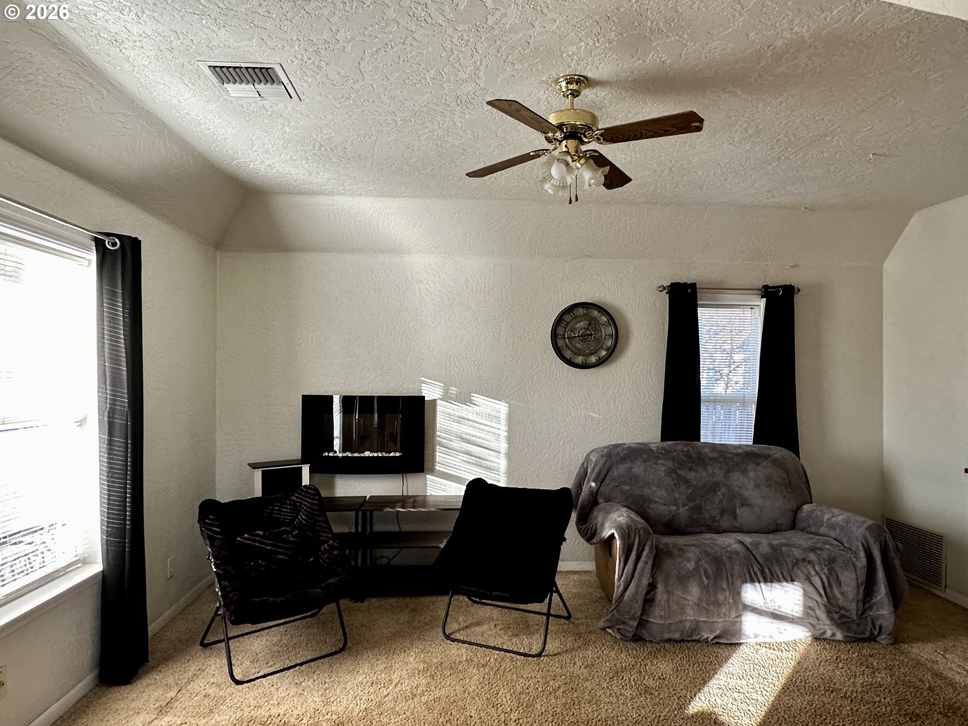 822 South 8th Street Cottage Grove, OR 97424 - Photo 11 of 39