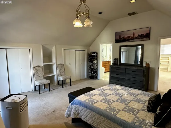 $337,995 | 822 South 8th Street, Cottage Grove, OR 97424