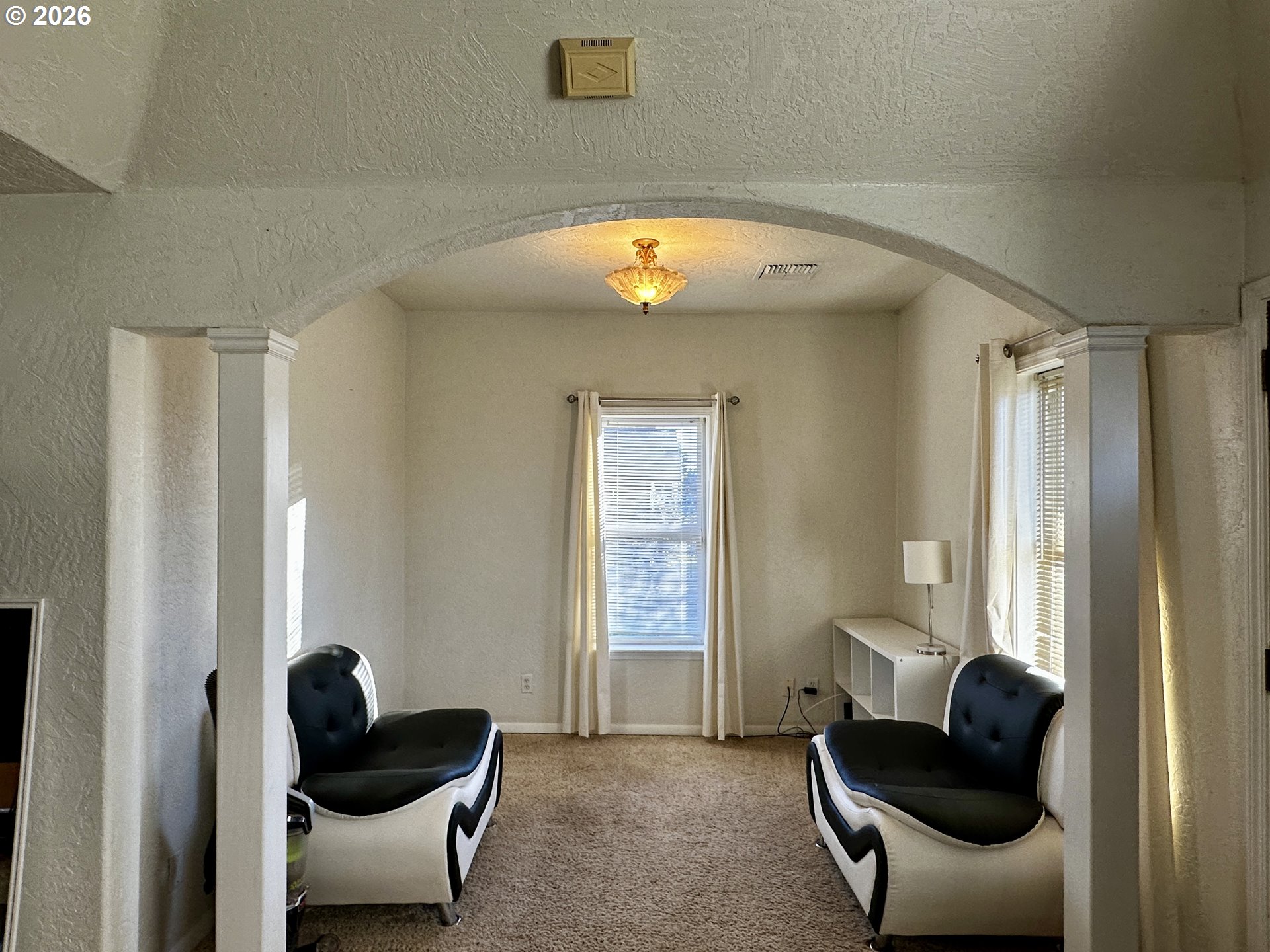 822 South 8th Street Cottage Grove, OR 97424 - Photo 10 of 39