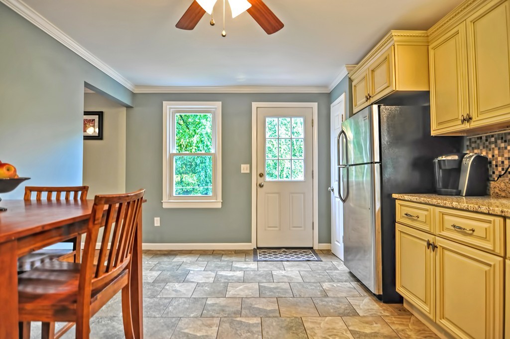 59 Indian Run Road, Unit 59 Bellingham, MA 02019 - Photo 9 of 28