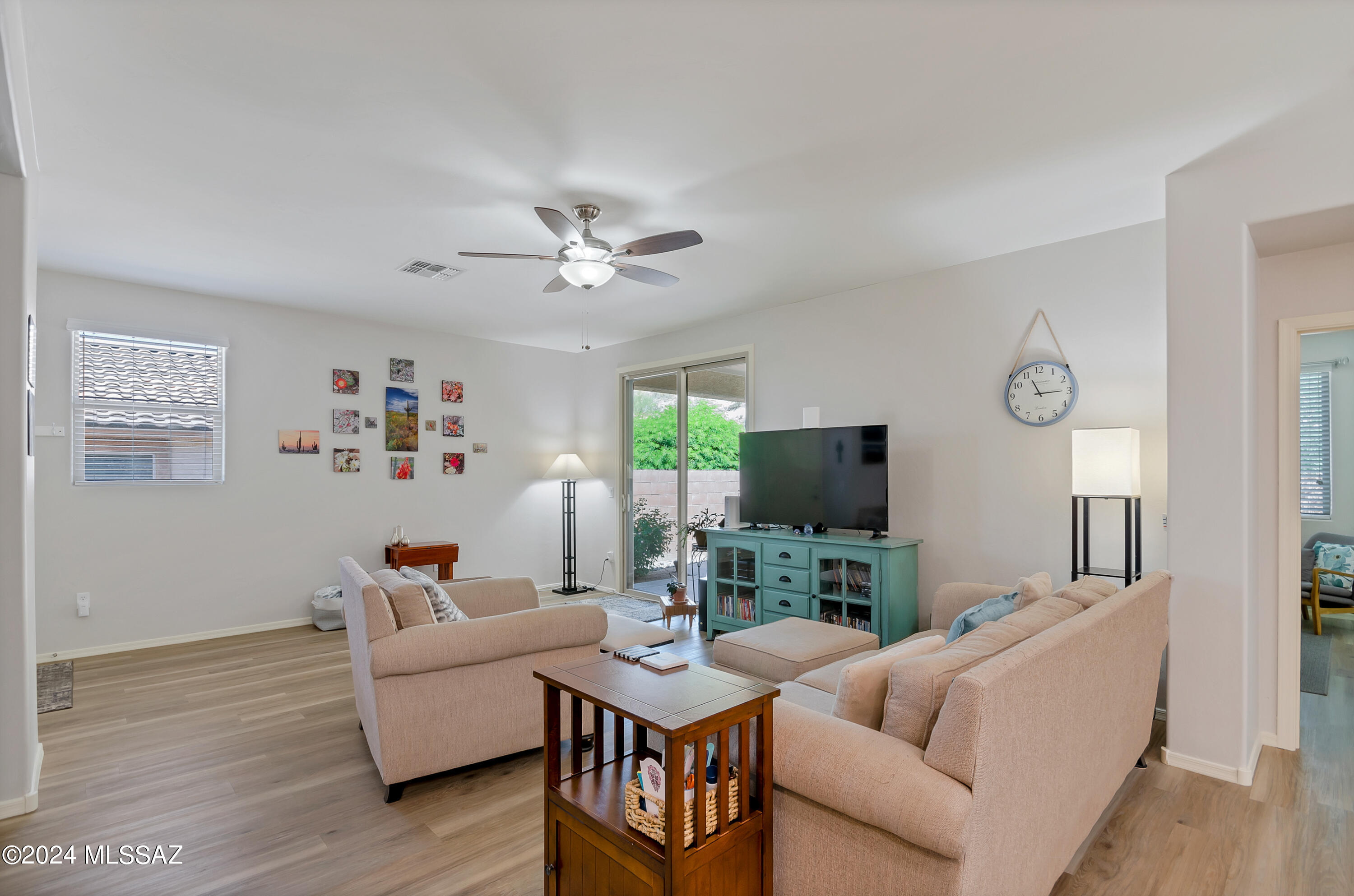 38925 South Running Roses Lane Tucson, AZ 85739 - Photo 3 of 35