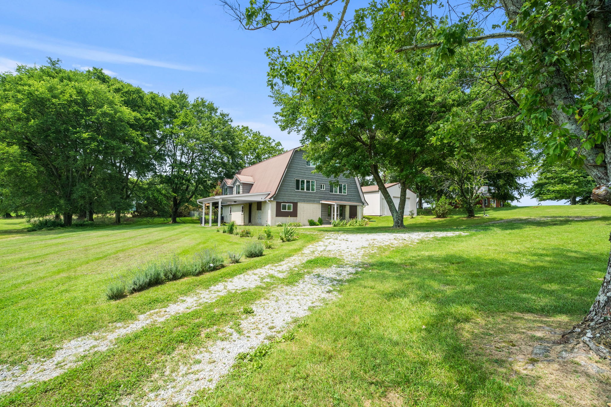 6764 Highway 49 Springfield, TN 37172 - Photo 4 of 32 Gallery Image 4