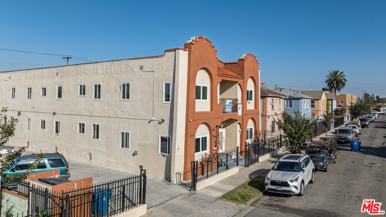 329 West Magnolia Street Compton, CA 90220 - Photo 15 of 16