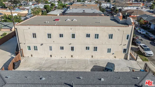 $1,650,000 | 329 West Magnolia Street, Compton, CA 90220