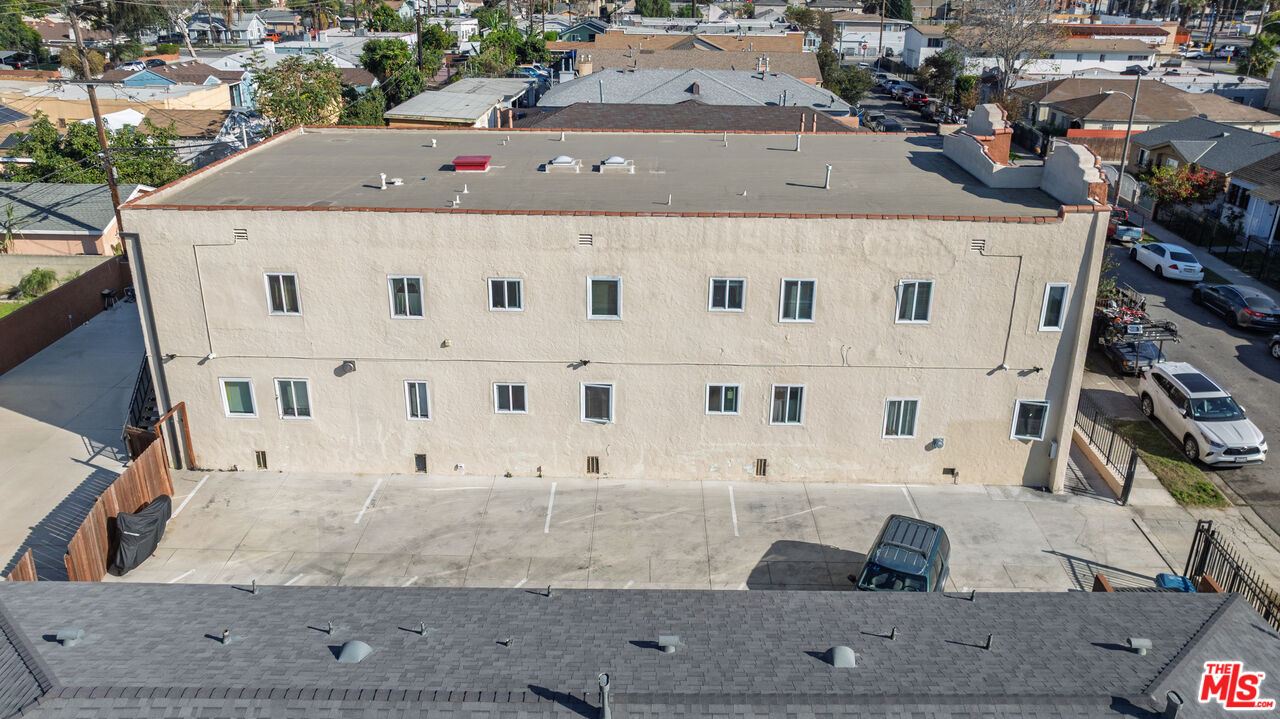 329 West Magnolia Street Compton, CA 90220 - Photo 4 of 16