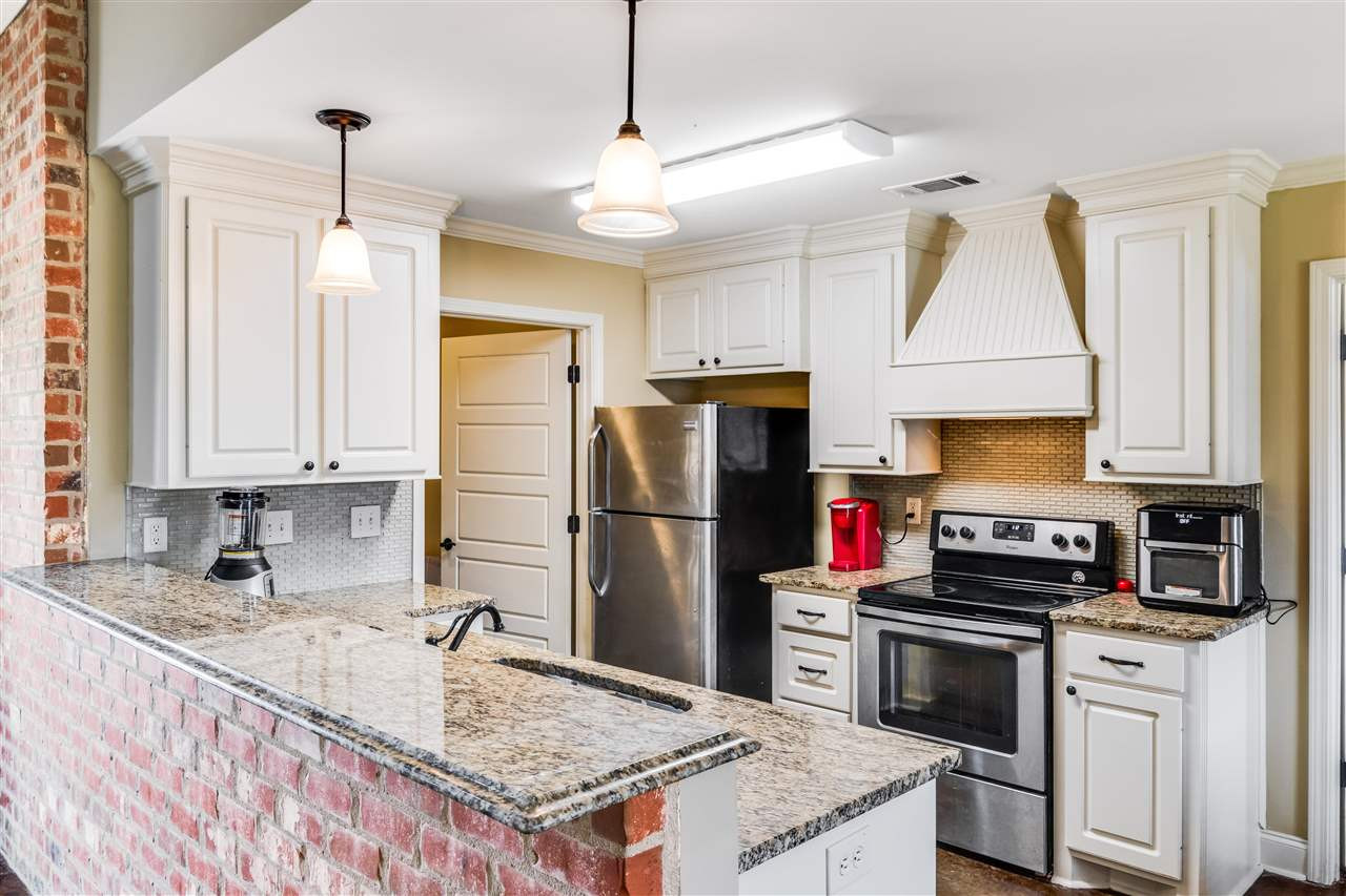 219 Greenfield Ridge Drive Brandon, MS 39042 - Photo 8 of 22 Photo 9