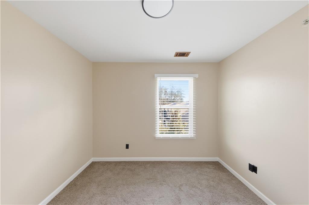 2164 Braxton Road Southwest Atlanta, GA 30331 - Photo 9 of 13