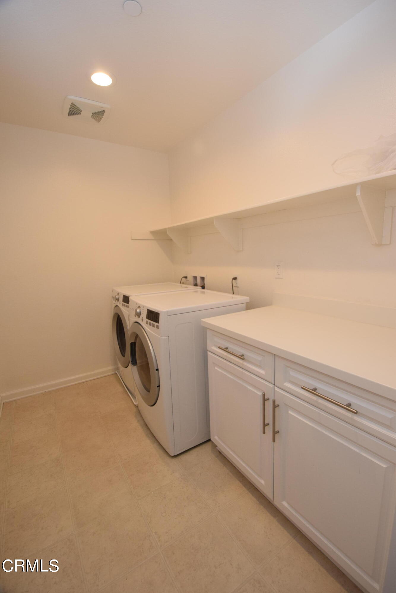 3755 Islander Walk Oxnard, CA 93035 - Photo 11 of 20 a utility room with dryer and washer