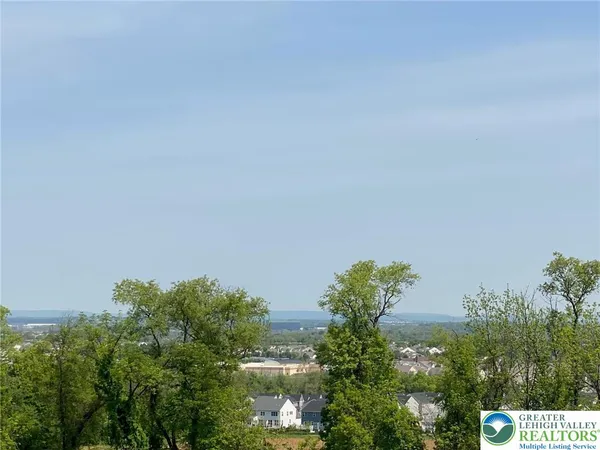 $449,000 | Mountain, Lower Macungie Township, PA 18062