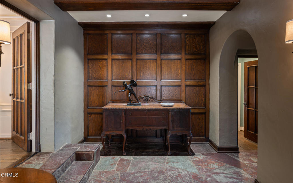 1146 Shenandoah Road San Marino, CA 91108 - Photo 11 of 38 a room with a table and chairs