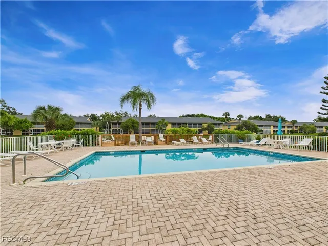 $3,195 | 1290 Yesica Ann Circle, Unit G204, Naples, FL 34110
