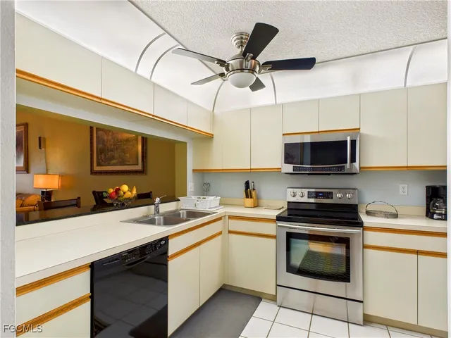 $3,195 | 1290 Yesica Ann Circle, Unit G204, Naples, FL 34110