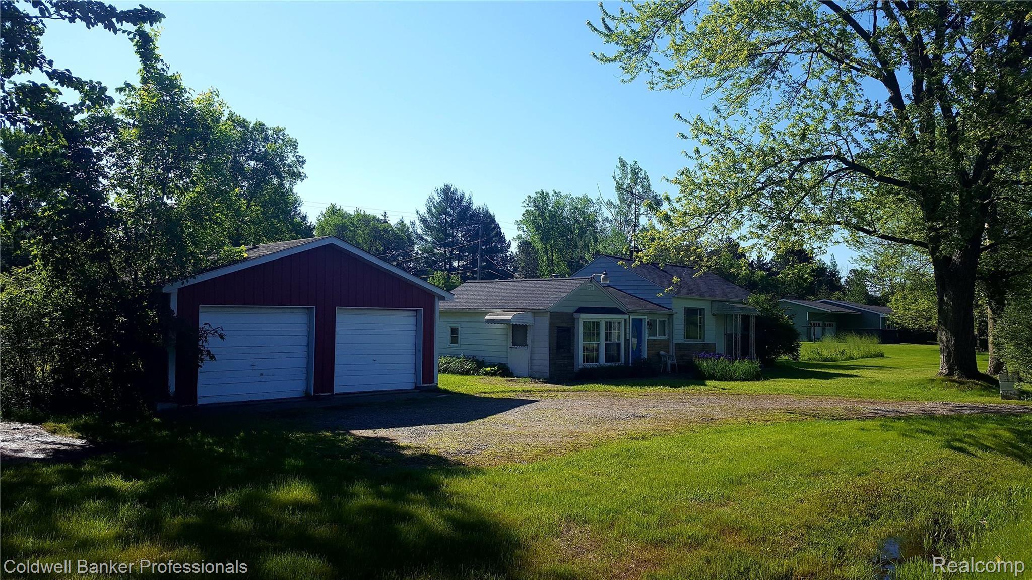 2254 Valentine Road Lapeer, MI 48446 - Photo 15 of 17 20190614_092815.jpg
