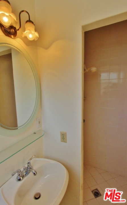 338 Pershing Drive Playa del Rey, CA 90293 - Photo 10 of 18 Gallery Image 10