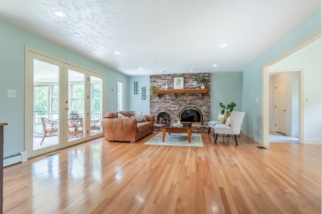 232 Candlestick Road North Andover, MA 01845 - Photo 14 of 42 Gallery Image 14