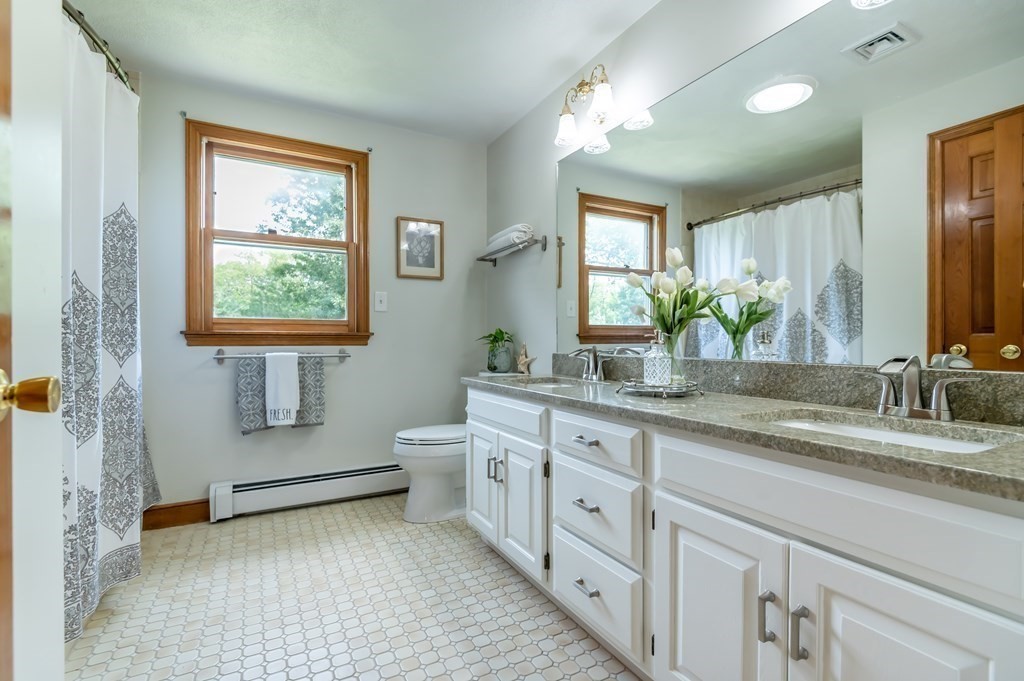 232 Candlestick Road North Andover, MA 01845 - Photo 34 of 42 Gallery Image 34