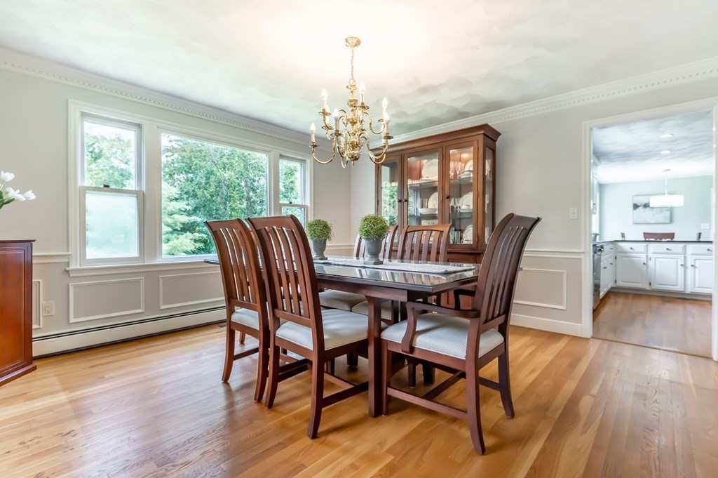 232 Candlestick Road North Andover, MA 01845 - Photo 6 of 42 Gallery Image 6
