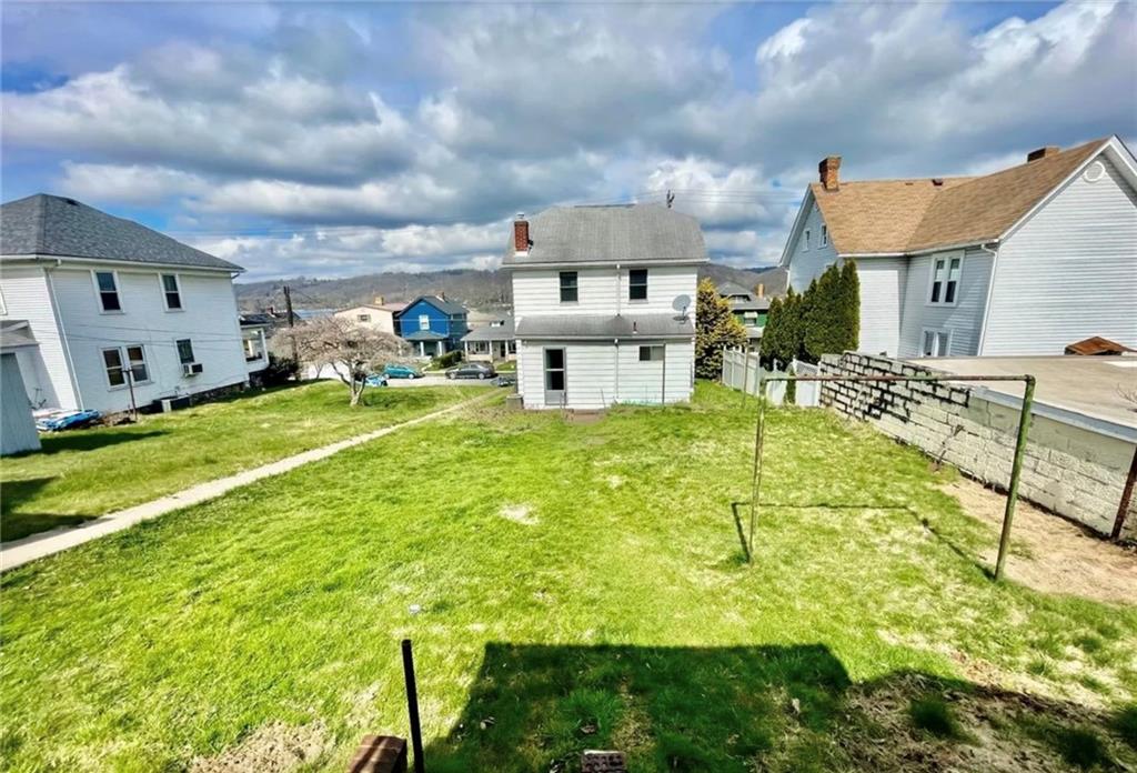 746 6th Avenue Coraopolis, PA 15108 - Photo 16 of 17