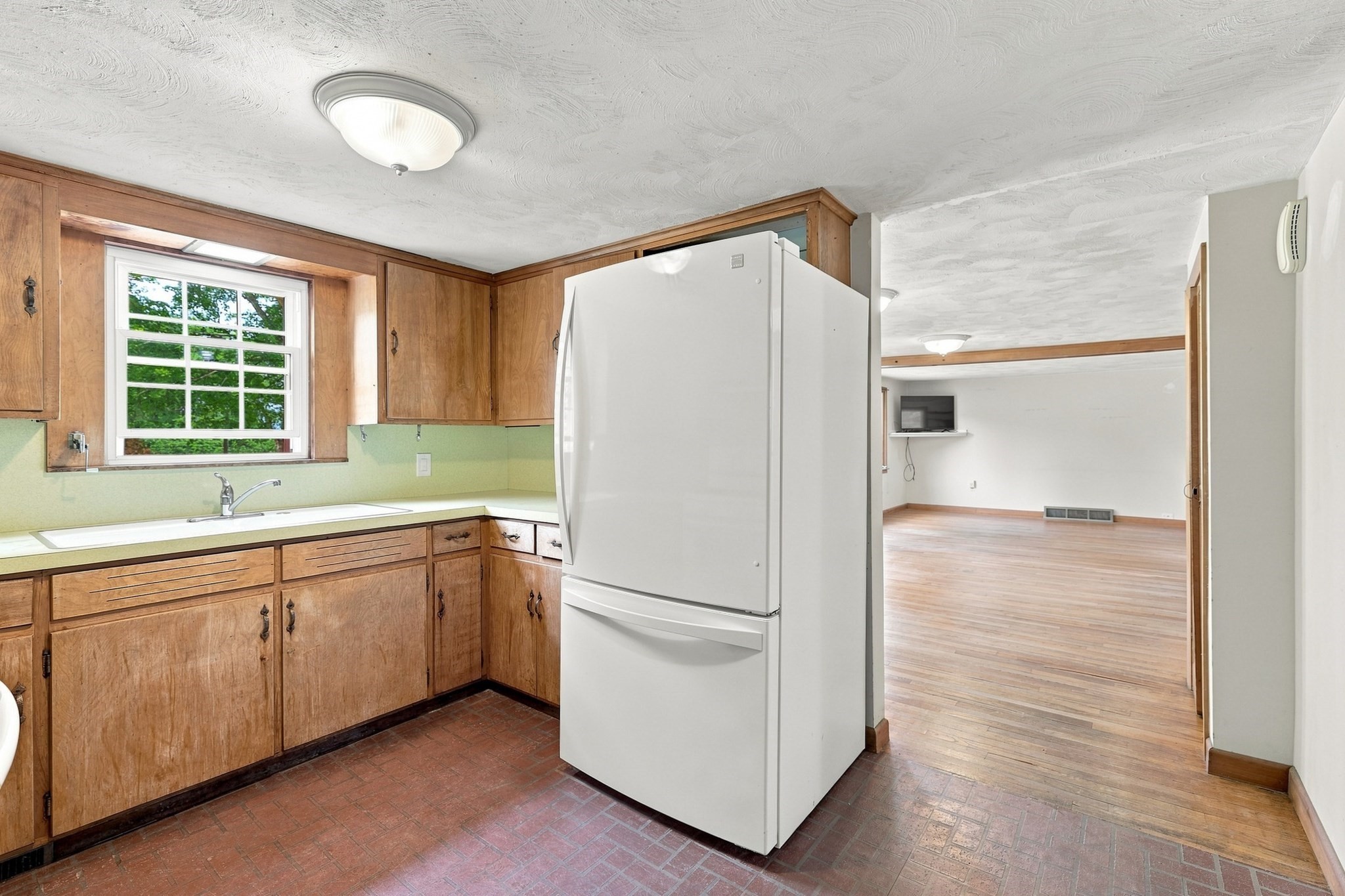 200 Hockanum Road Hadley, MA 01035 - Photo 12 of 41 Gallery Image 12
