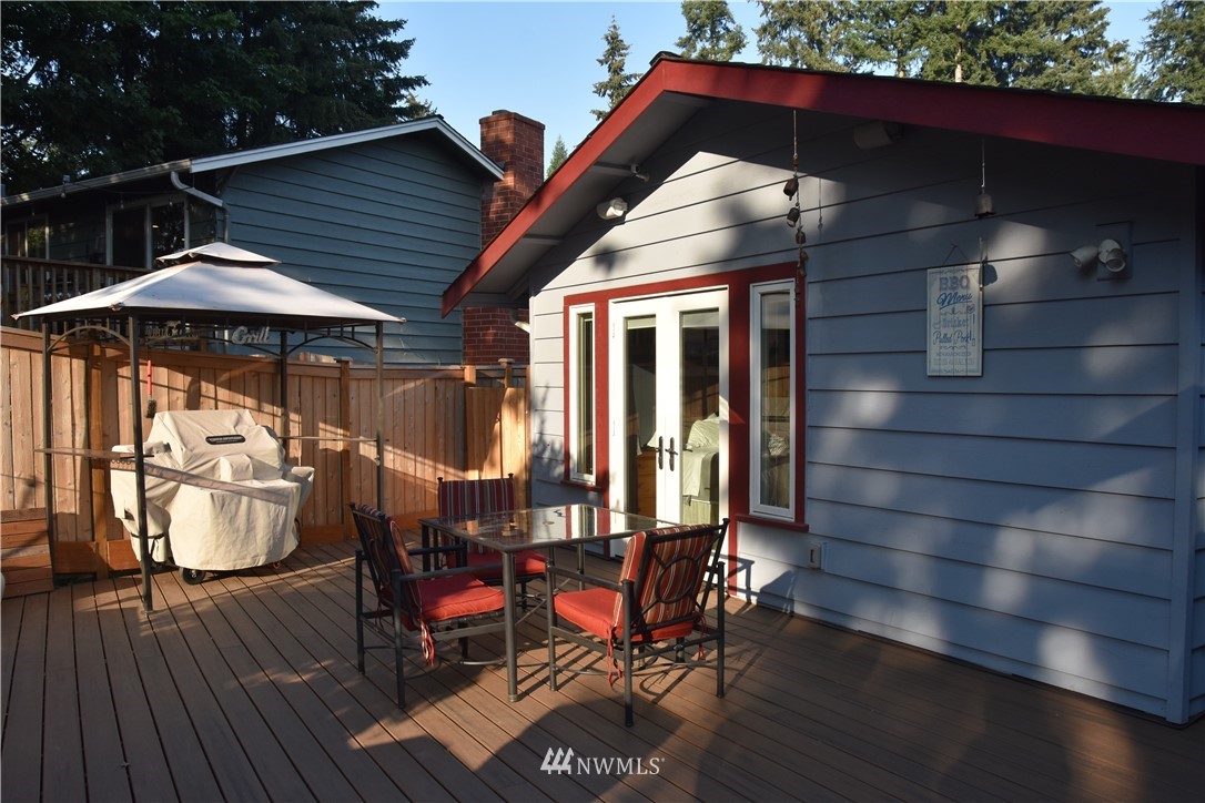 22304 Meridian Avenue South Bothell, WA 98021 - Photo 14 of 15