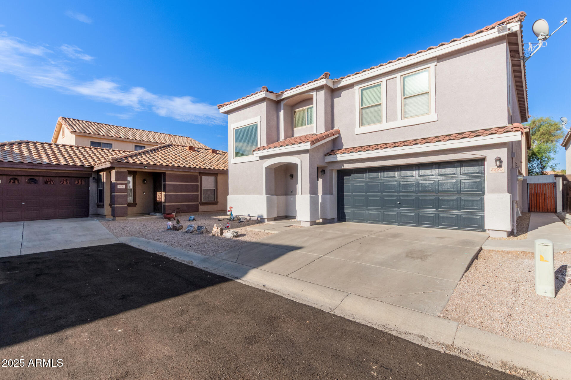 3285 South Chaparral Road Apache Junction, AZ 85119 - Photo 5 of 41 a front view of a house with yard