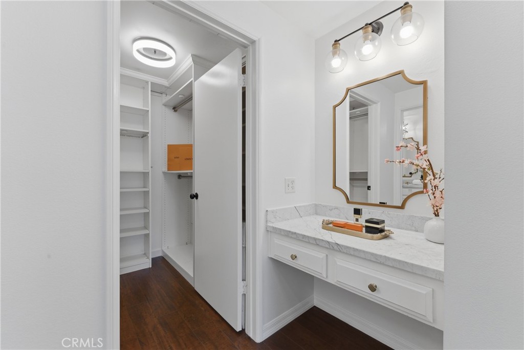 8180 Manitoba Street, Unit 330 Playa del Rey, CA 90293 - Photo 18 of 31 a bathroom with a sink and a mirror