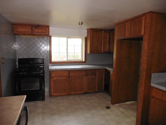 2544 Leonard Road Grants Pass, OR 97527 - Photo 11 of 15 Additional Photo