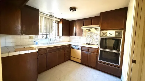 $620,000 | 418 East Broadway, Unit B, San Gabriel, CA 91776