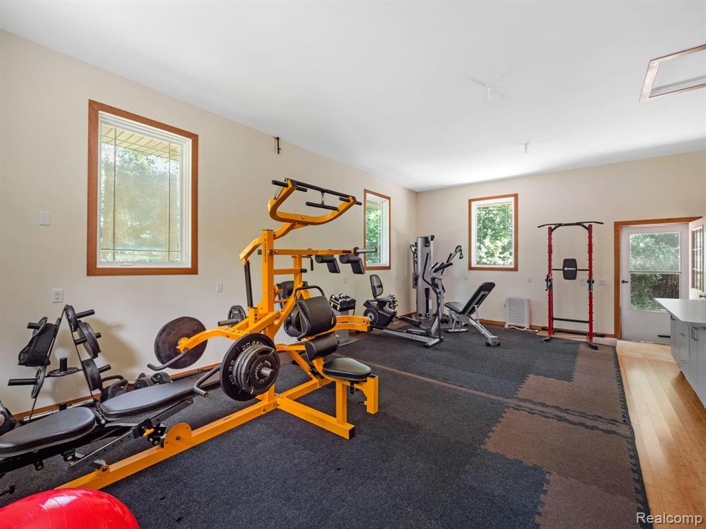 34600 Quaker Valley Road Farmington Hills, MI 48331 - Photo 34 of 41