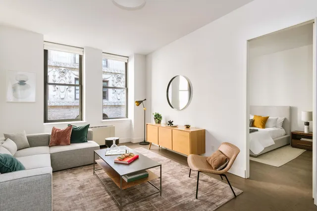 $1,050,000 | 25 Broad Street, Unit 21N | Financial District
