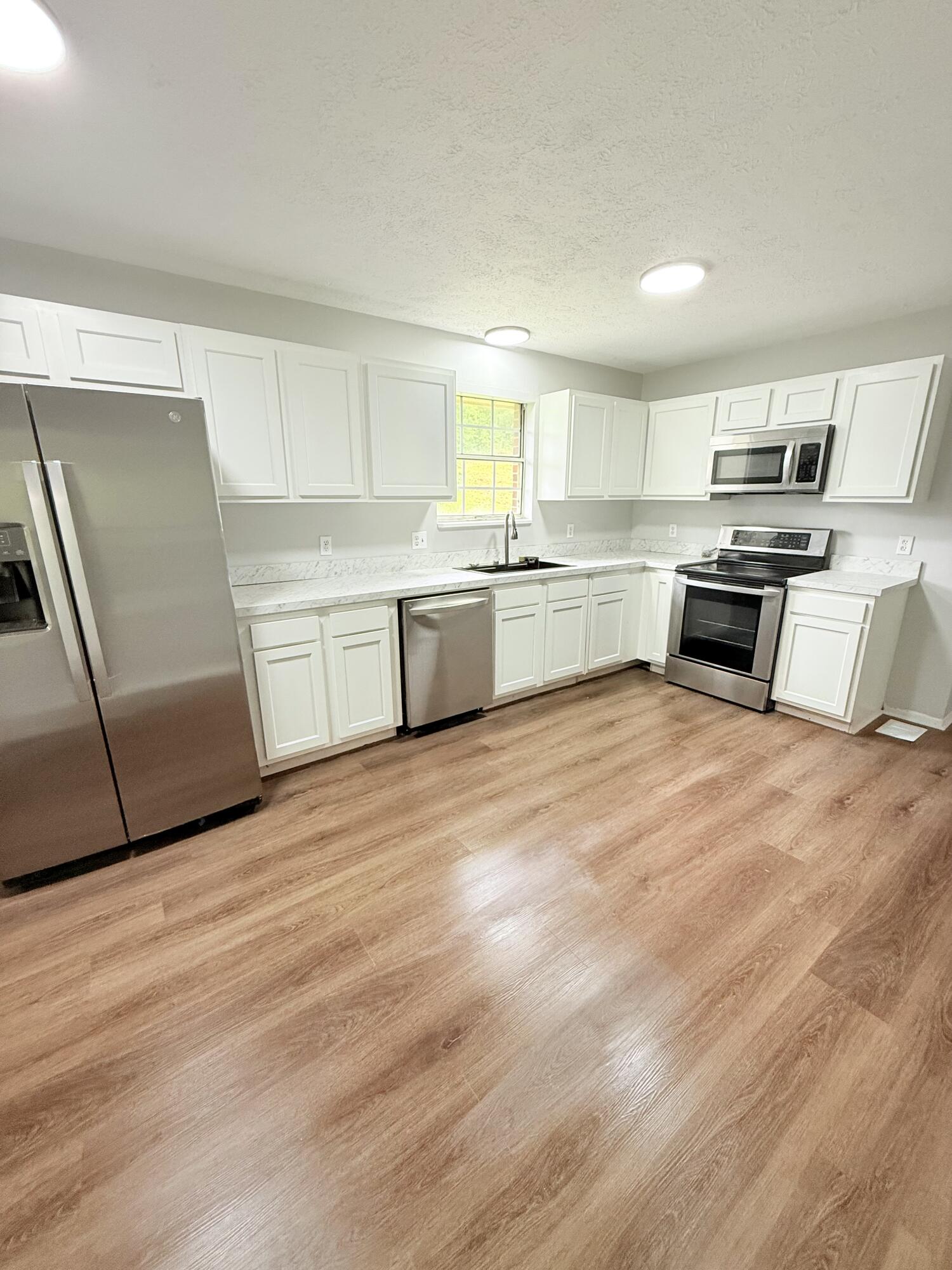 38 Courtney Peck Road Wellington, KY 40387 - Photo 6 of 14 IMG_3065