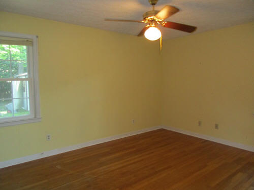 103 County Rd S-18-513 Ladson, SC 29456 - Photo 10 of 16 IM2059~1
